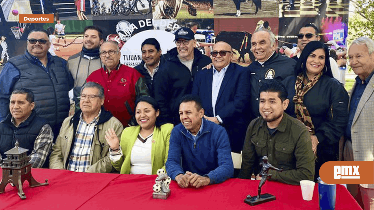 EMX-Develará Salón de la Fama la escultura del Cronista Deportivo