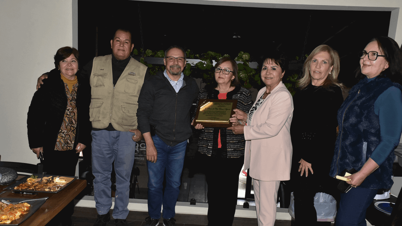 EMX-Reconocen labor de la señora María del Pilar Chávez Aguirre