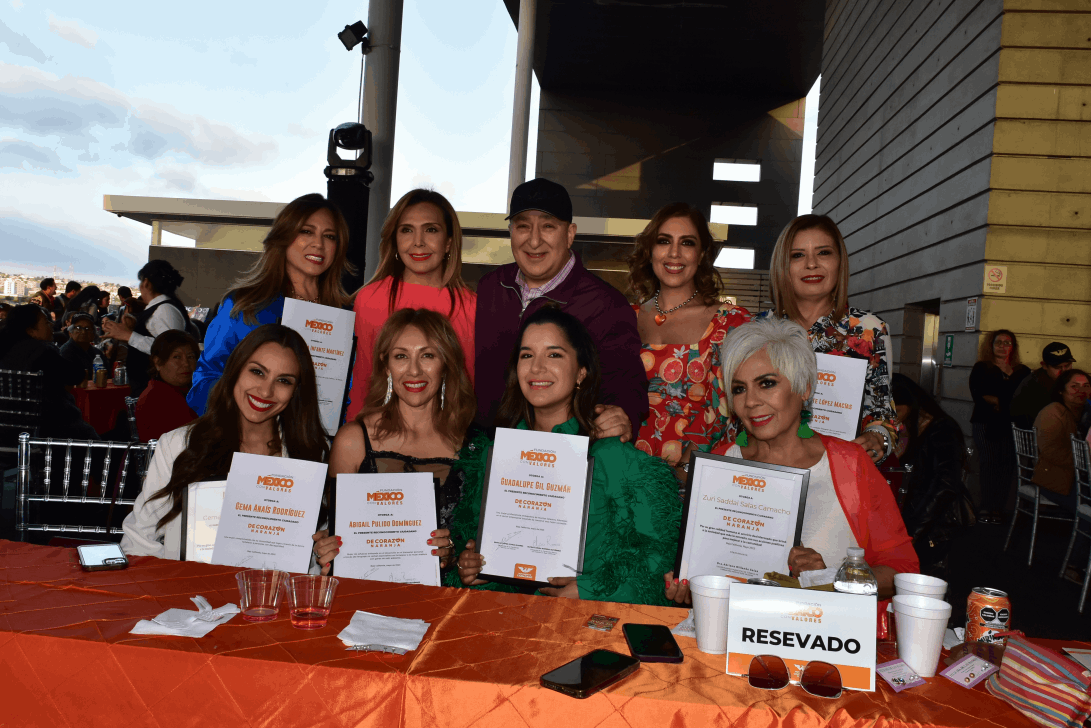 EMX-Ofrecen ameno festejo a Mamas tijuanenses