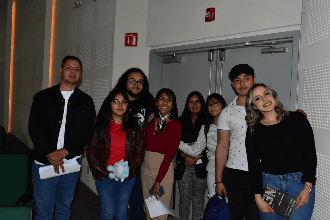 EMX-Presenta su libro en la UABC Dr. Mario Luis Fuentes Alcalá