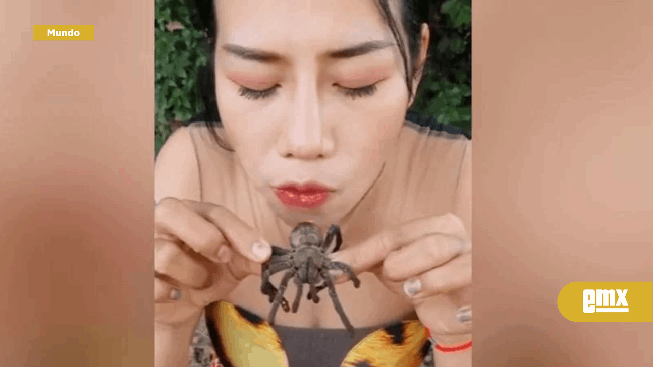 EMX-Mujer sorprende al comer tarántulas vivas en TikTok