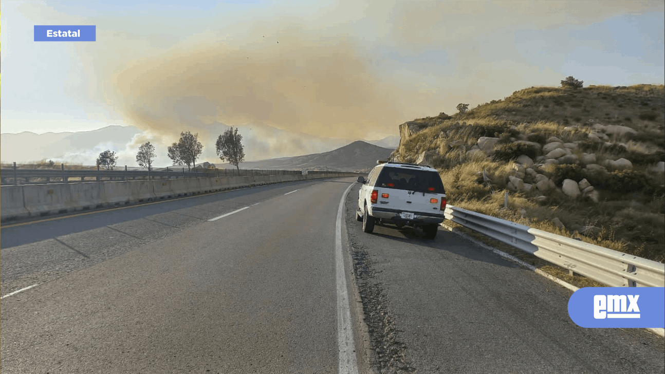 EMX-Atiende Bomberos incendio en Cerro de la Panocha