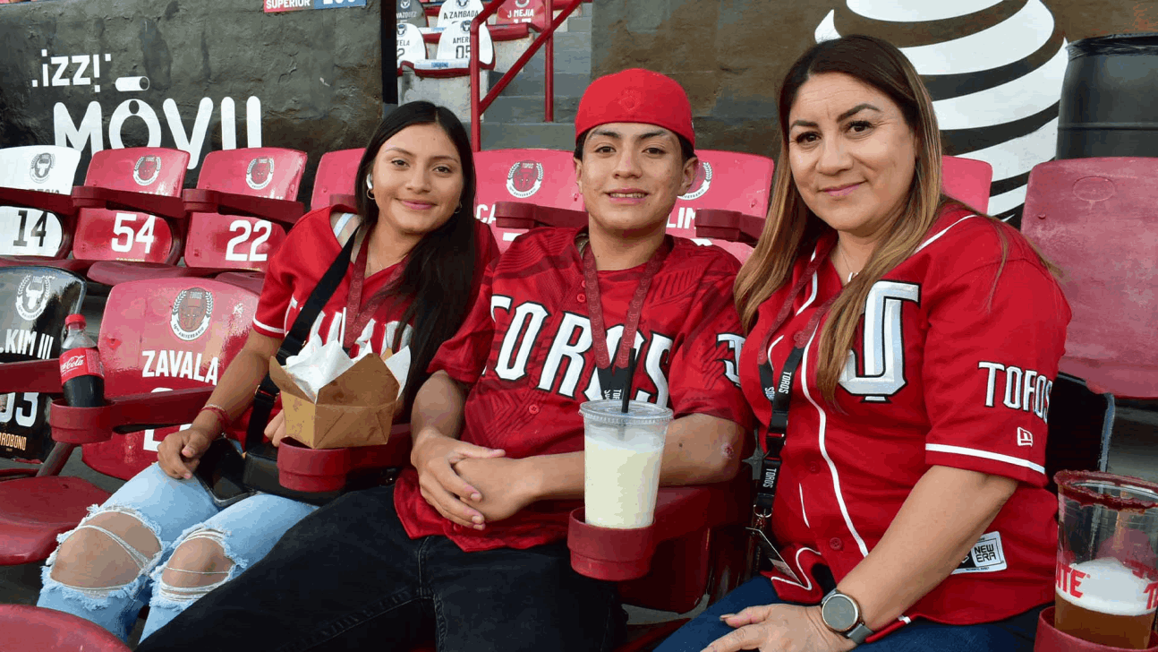EMX-Apoyo total de aficionados a Toros de Tijuana