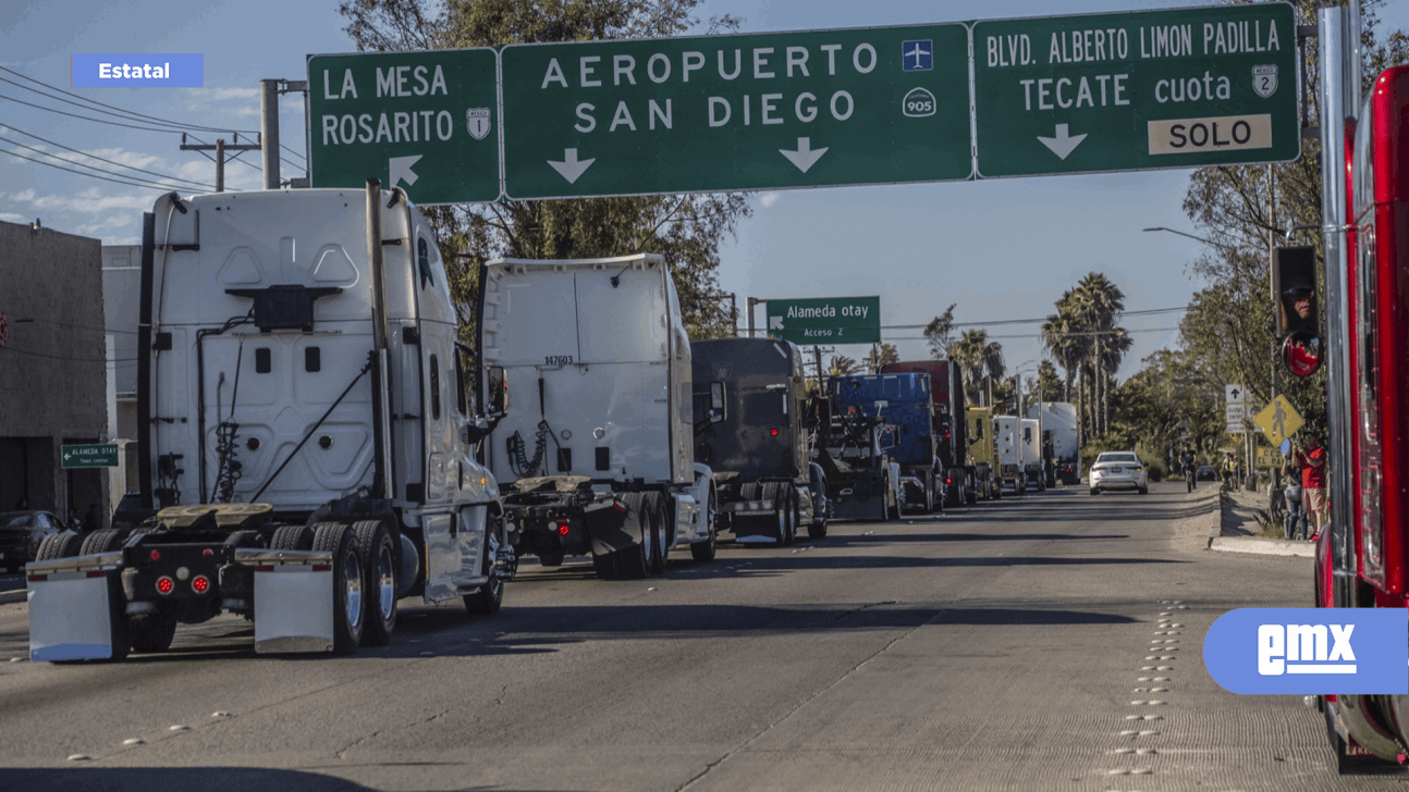 EMX-En el Día del Trailero; cientos de tractocamiones recorrieron avenidas de la ciudad, en Otay ocasionaron tráfico