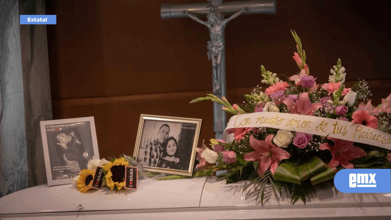 EMX-Despiden familia y amigos a "Bere" en funeraria, conductora de Uber de Tecate 