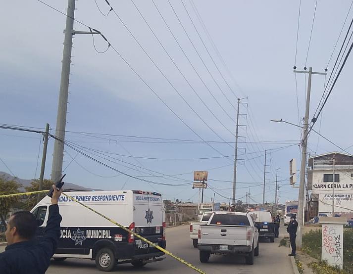 EMX-Empresa pesquera derrama desechos en El Sauzal 