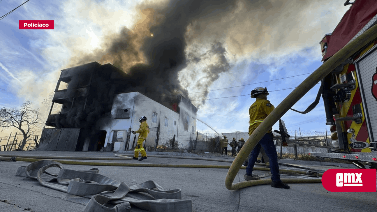 EMX-Al momento un edifico departamental y dos casa aledañas son atacadas por el fuego