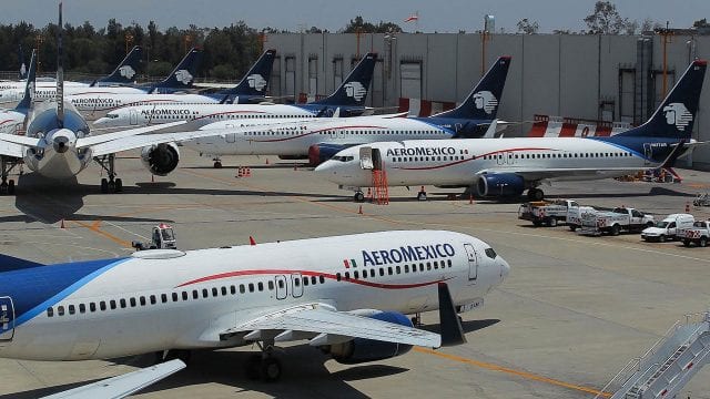 EMX-Aeroméxico ahorrará 685 mdd con despidos y nuevos contratos