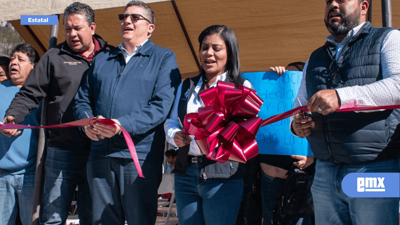 EMX-Inaugura Montserrat Caballero pavimentación en Calzada La Punta, en Lomas Taurinas 