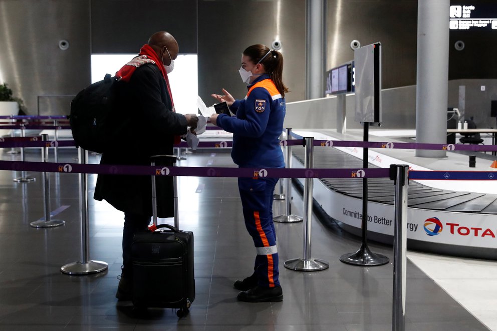 EMX-Francia establece cuarentena obligatoria para viajeros procedentes de Argentina, Brasil, Chile y Sudáfrica