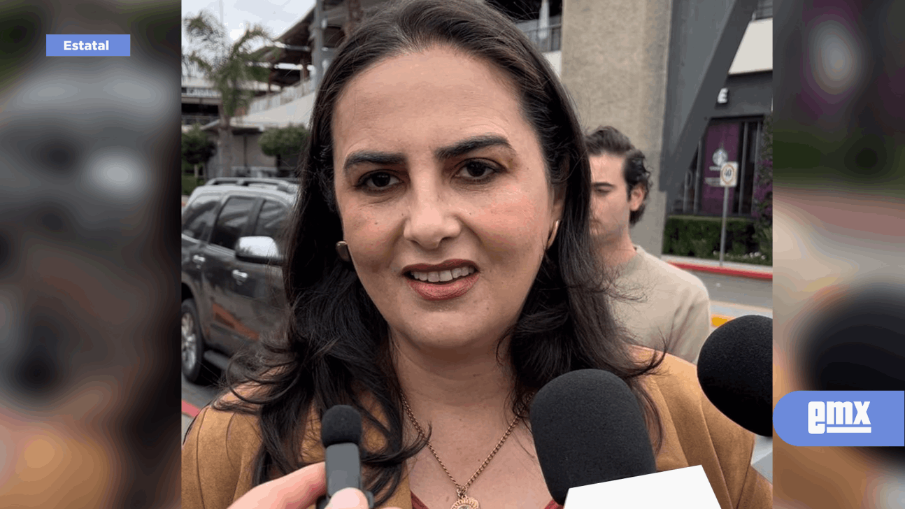 EMX-Karla Ruiz Macfarland emocionada por el proceso emitió su voto