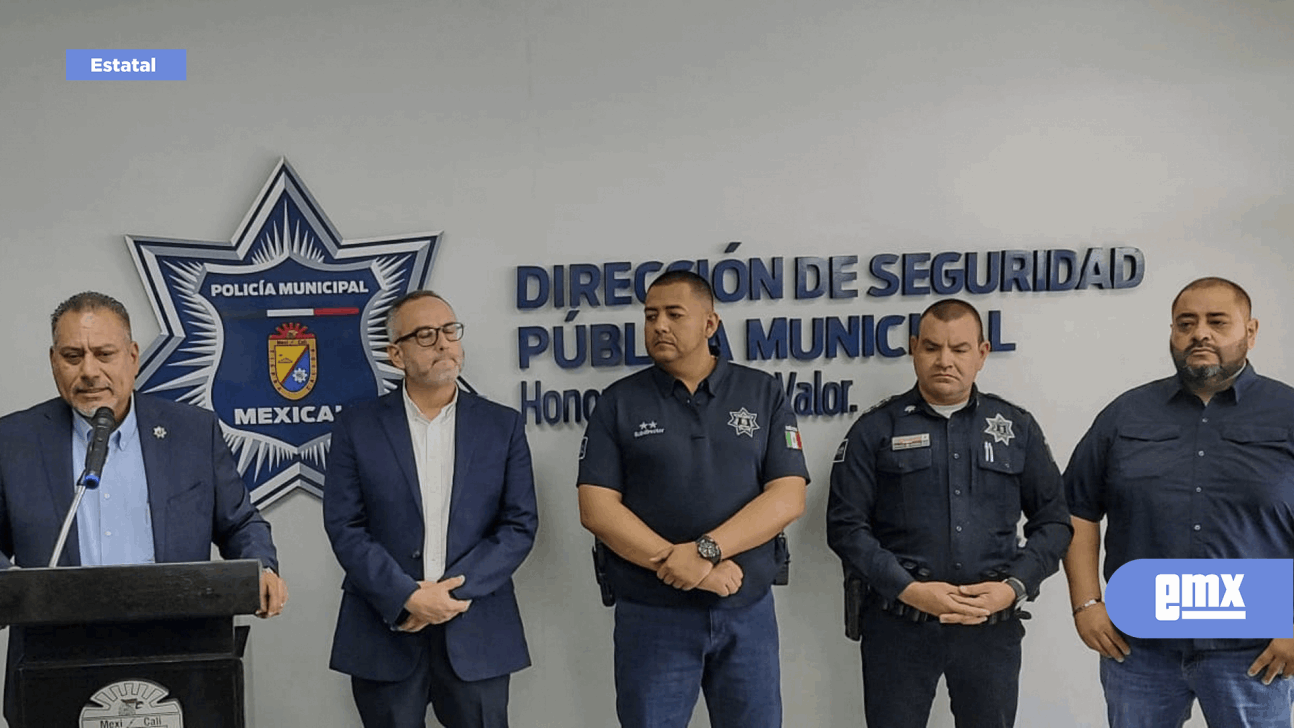 EMX-Exhibida la Policía Municipal de Mexicali tras escoltar a líder criminal