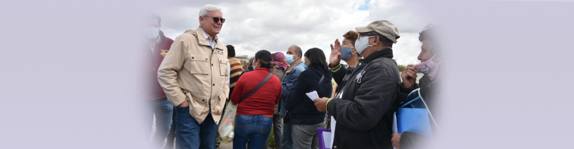 EMX-Gobernador supervisa vacunación en Tijuana