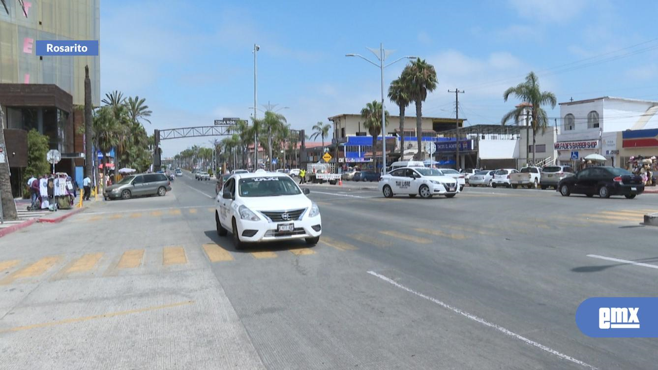 EMX-Denuncian que taxis libres de Rosarito “hacen su agosto” durante el verano 
