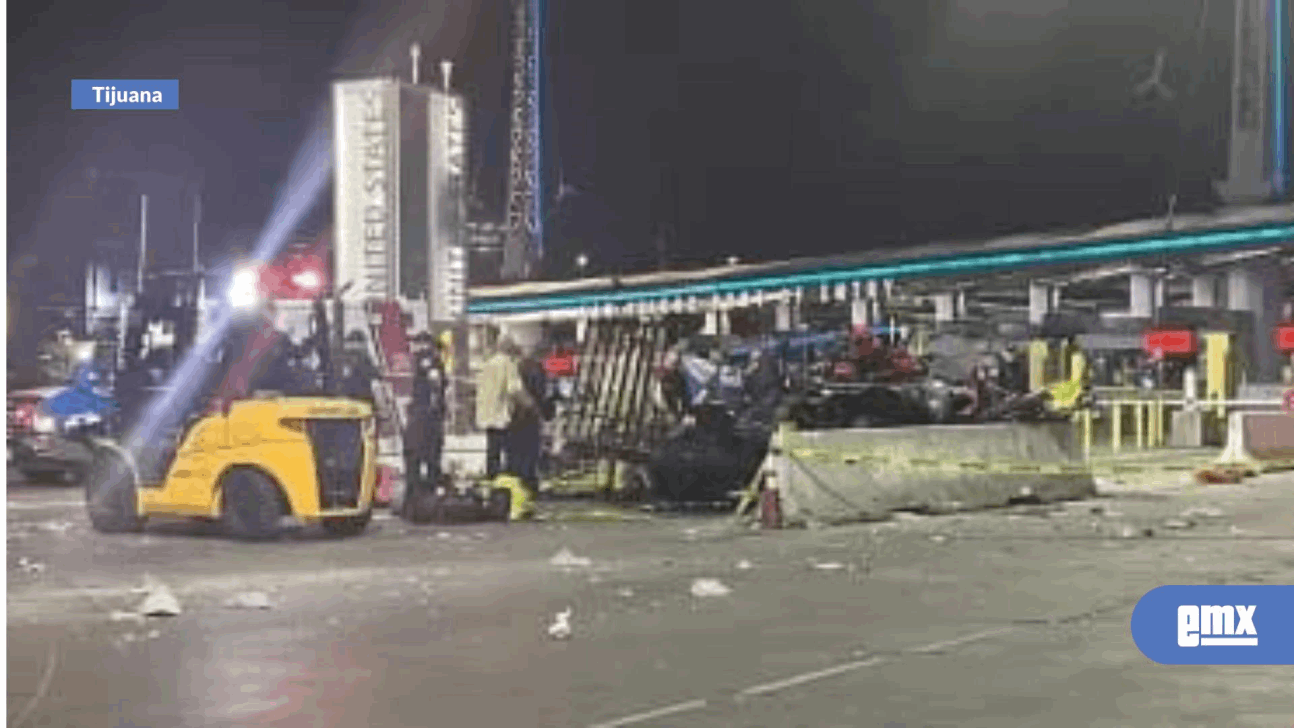 EMX-Aparatoso accidente en garita San Ysidro provocó caos por cierre de carriles