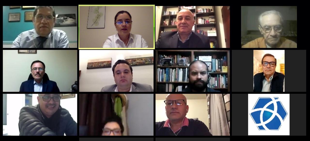 EMX-Explican reforma laboral y fiscal a médicos de clúster médico