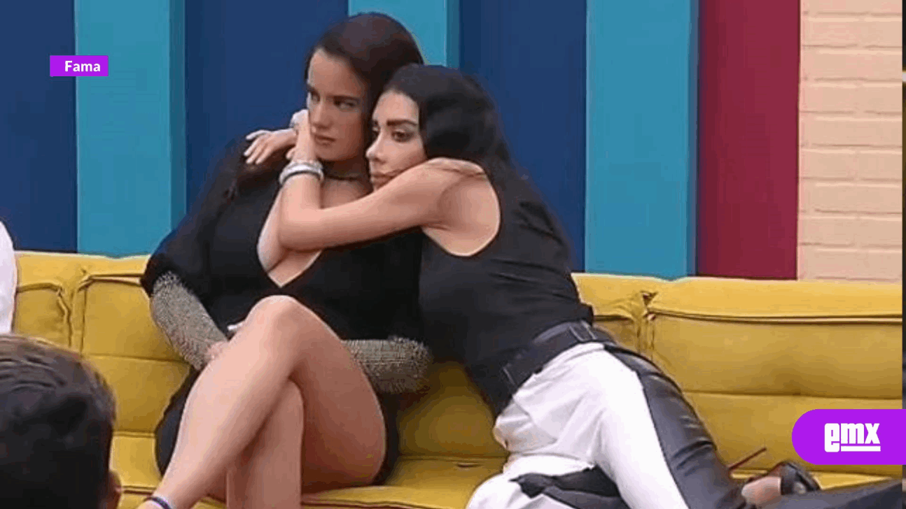 EMX-Así-fue-el-beso-entre-Gala-Montes-y-Karime-Pindter-en-La-Casa-de-los-Famosos-que-emocionó-a-los-internautas