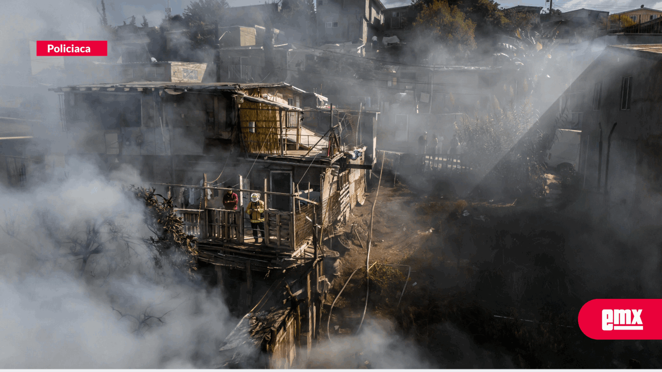 EMX-Se-incendia-vivienda-tras-quema-de-basura-en-Lomas-Taurinas