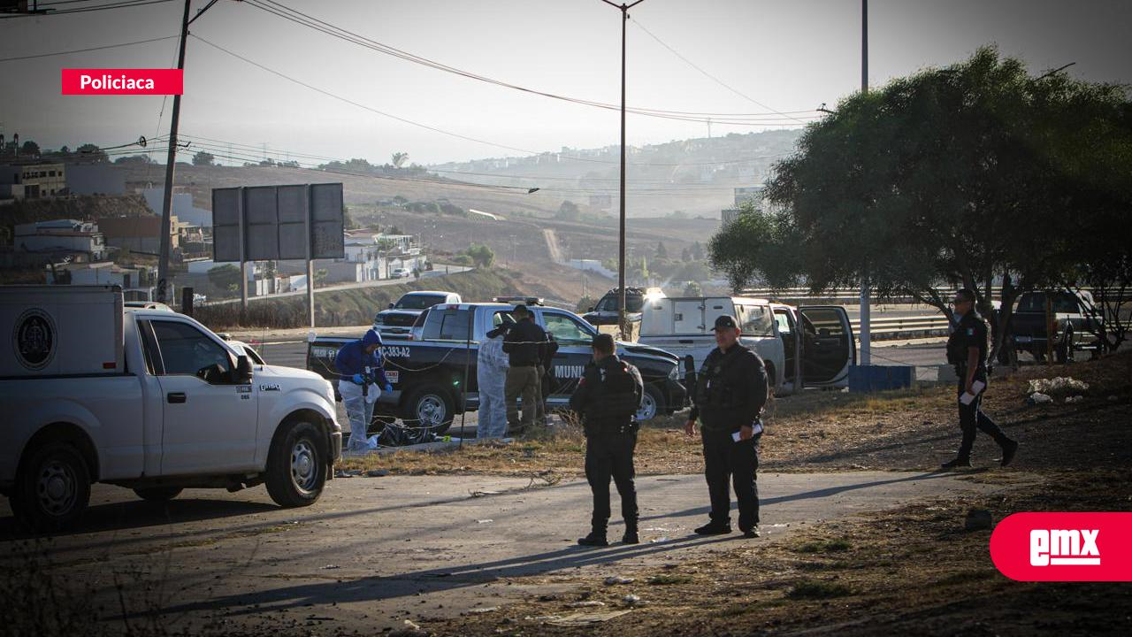 EMX-Dejan-restos-humanos-con-narco-mensaje-en-3-puntos-de-la-carretera-Tijuana-Rosarito