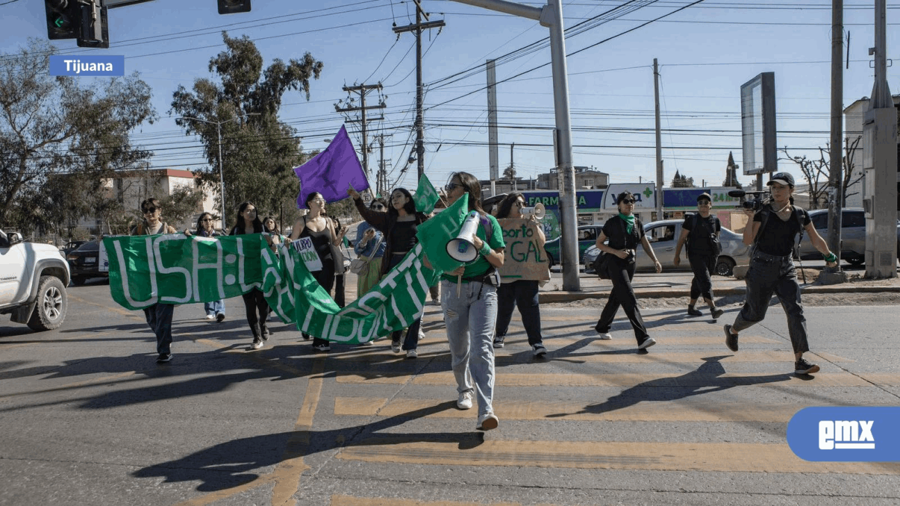 EMX-Tijuana-se-une-a-la-Marcha-Nacional-por-el-aborto