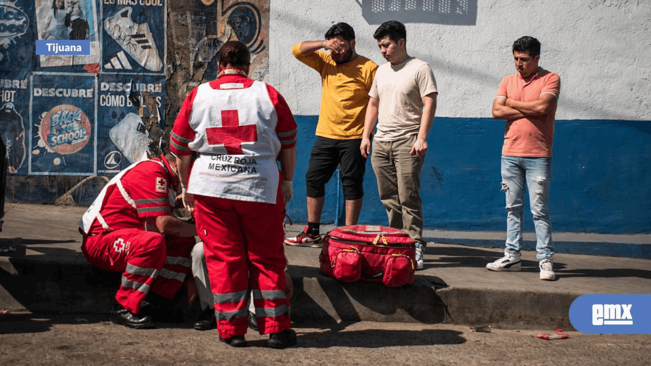 EMX-Conductora atropella a peatón en la zona centro