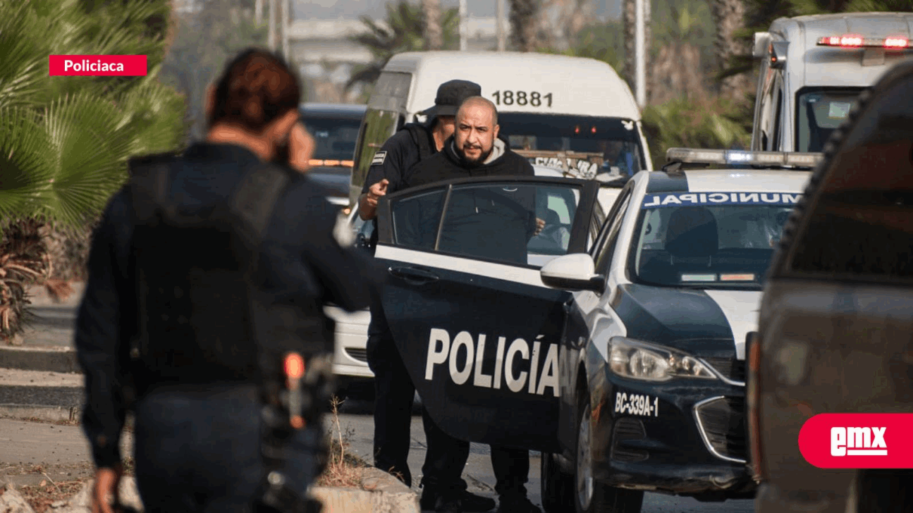 EMX-Conductor en presunto estado de ebriedad provoca accidente en la Vía Rápida Poniente 