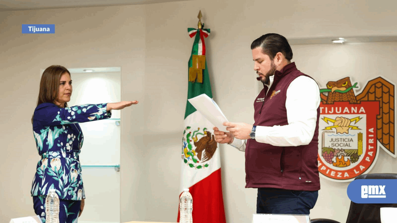 EMX-RINDE PROTESTA PAOLA NOHEMÍ LEYVA IZAGUIRRE COMO DIRECTORA DE DIF MUNICIPAL TIJUANA