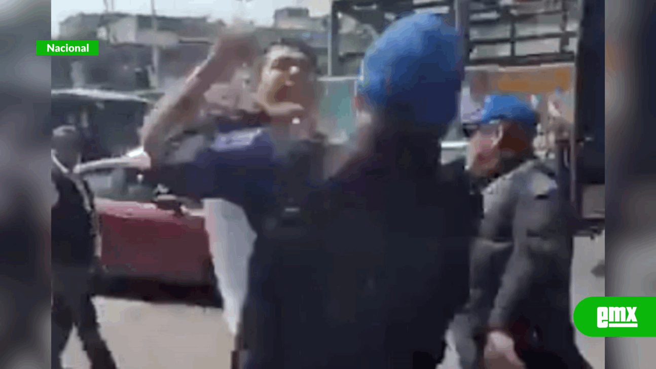 EMX-Captan pelea entre policía de CDMX con comerciante en Coyoacán; SSC investiga el caso | VIDEO