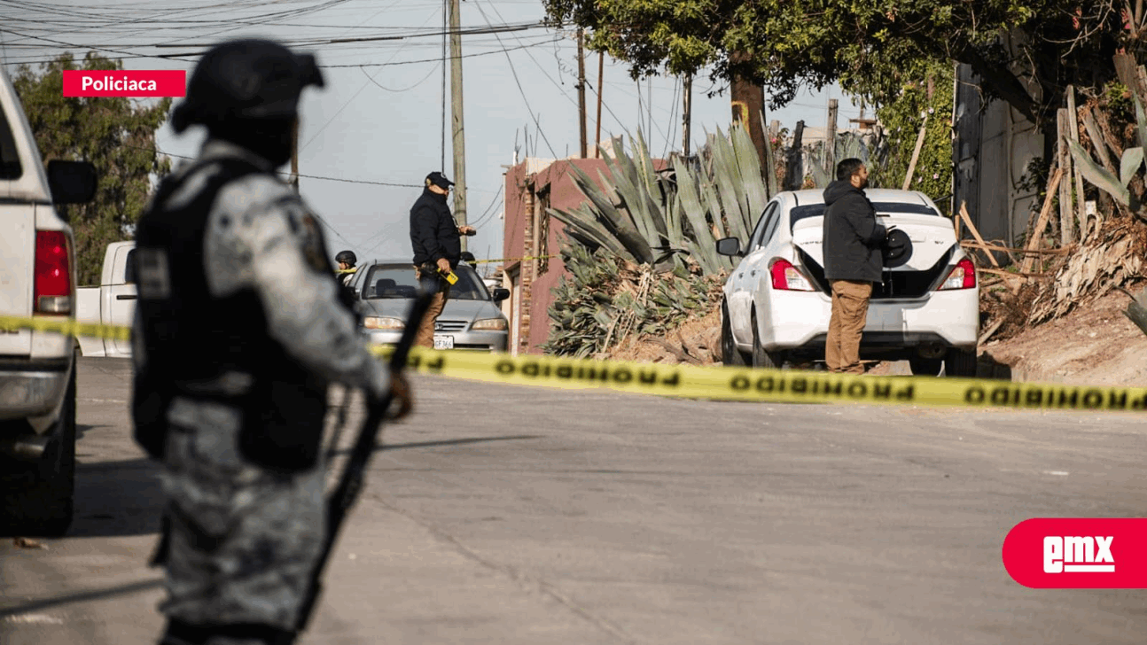 EMX-Localizan-cuerpo-sin-vida-al-interior-de-un-vehículo-en-El-Pípila