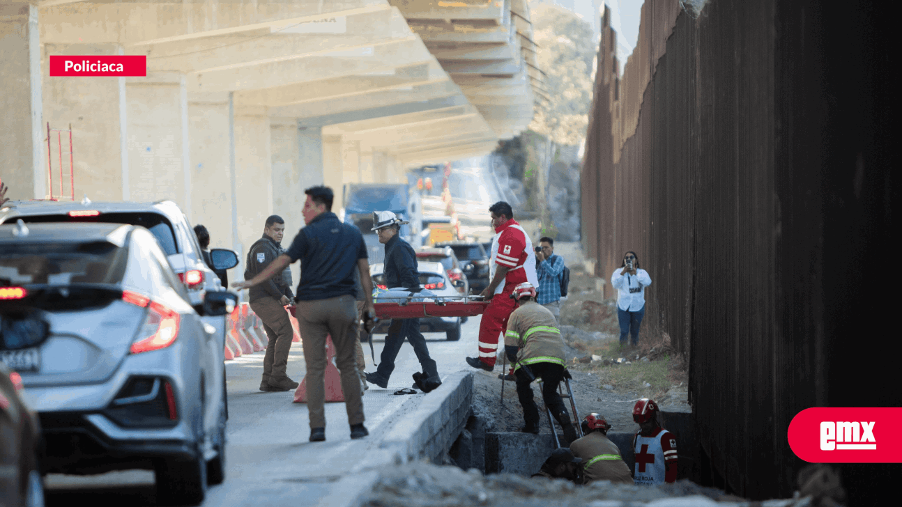 EMX-Mujer-extranjera-cae-del-muro-fronterizo-y-queda-atrapada-en-una-alcantarilla