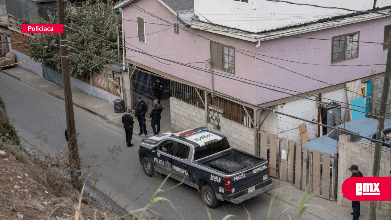 EMX-Hombre-es-asesinado-adentro-de-una-casa-en-Los-Laureles