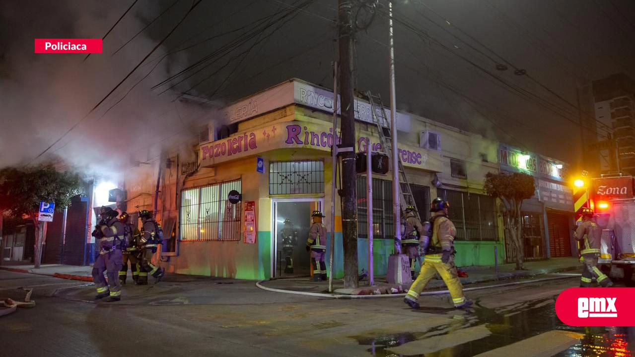 EMX-Se-incendia-negocio-de-comida-en-Zona-Centro