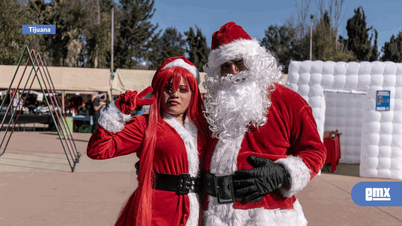 EMX-Comunidad-Otaku-se-reúne-para-celebrar-la-navidad