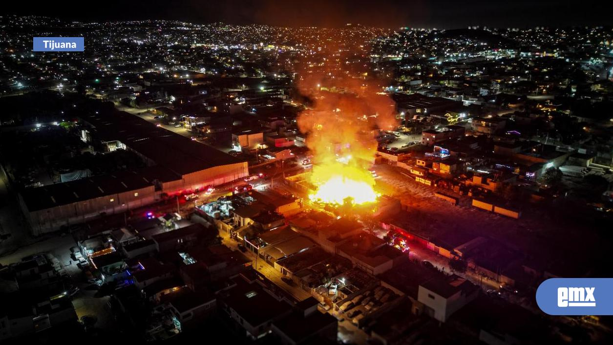 EMX-Se-incendia-Tarimera-en-Granjas-Familiares-del-Matamoros