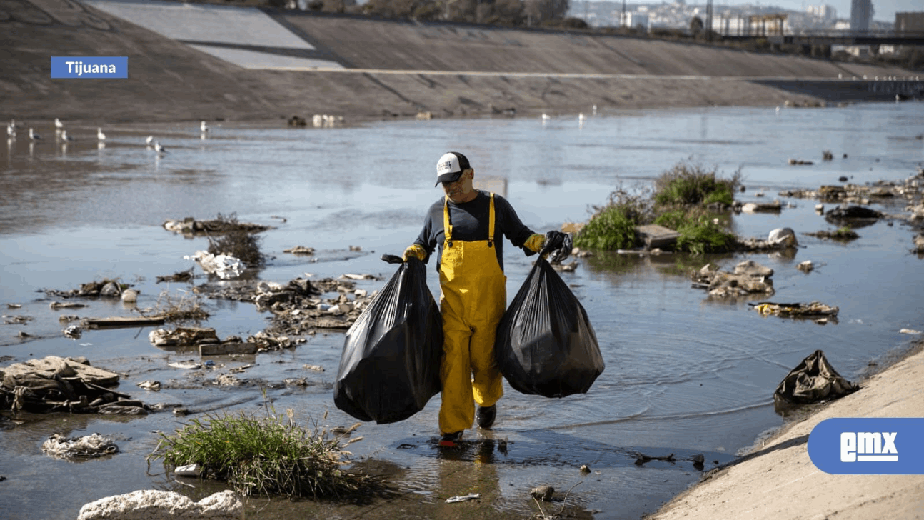 EMX-Wildcoast inicia jornada para limpiar la canalización del Río Tijuana 