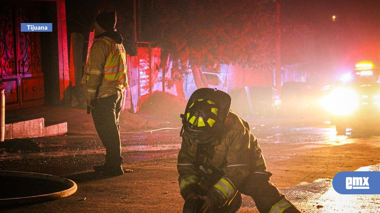 EMX-Tres-incendios-y-una-explosión-dejan-daños-considerables-en-Nochebuena.