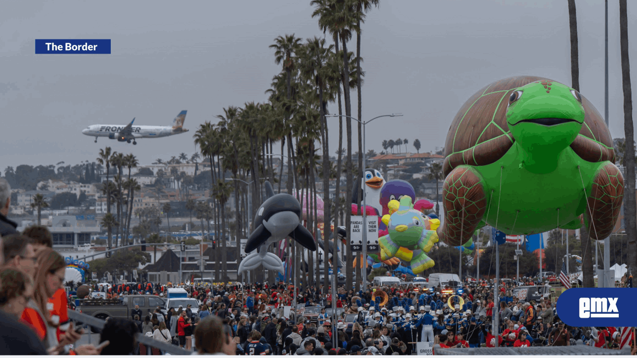 EMX-Miles-de-personas-disfrutaron-del-desfile-de-globos-más-grande-de-Estados-Unidos