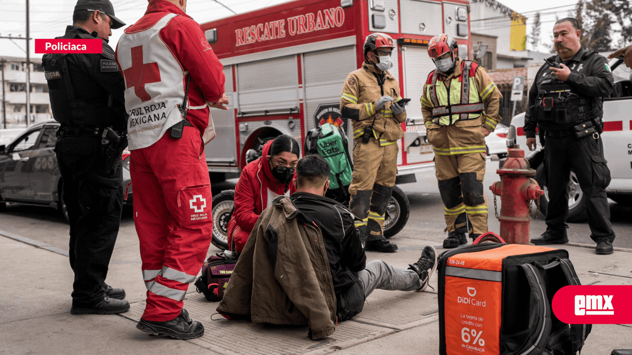 EMX-Accidente-entre-motociclista-y-vehículo-conducido-por-un-señor-de-la-tercera-edad-en-Zona-Centro