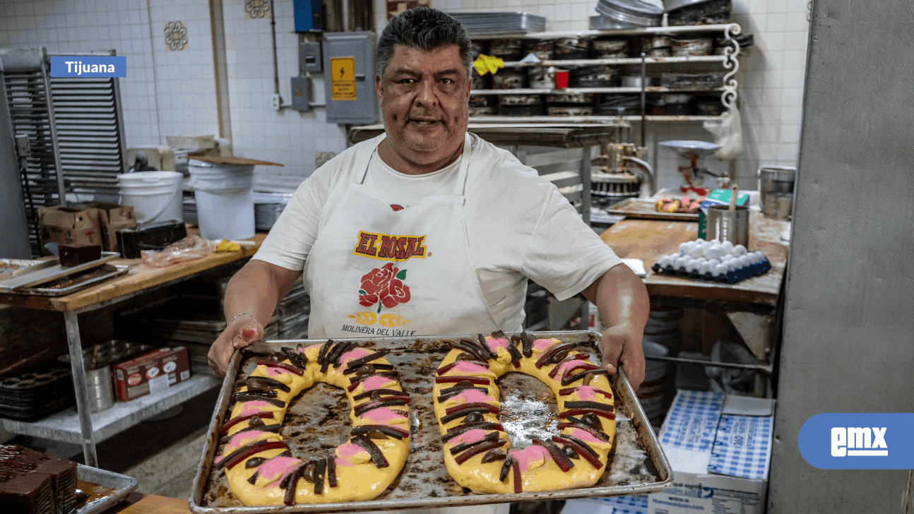 EMX-Panaderías-de-la-ciudad-continúan-con-la-tradición-de-las-roscas-de-reyes