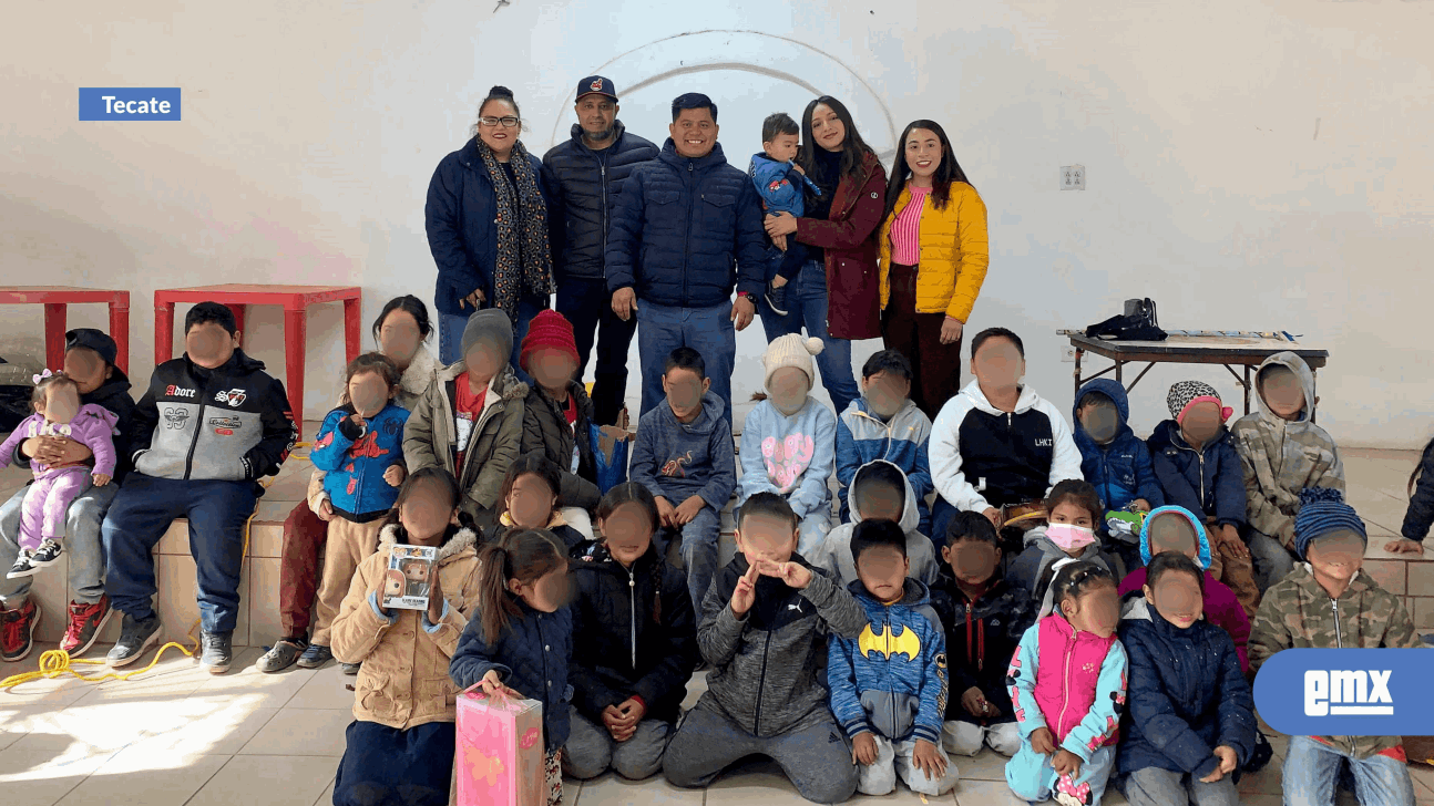 EMX-CELEBRA-PRESIDENTA-DE-DIF-TECATE-EL-DÍA-DE-REYES-CON-NIÑAS-Y-NIÑOS-DE-LAS-DELEGACIONES-MUNICIPALES