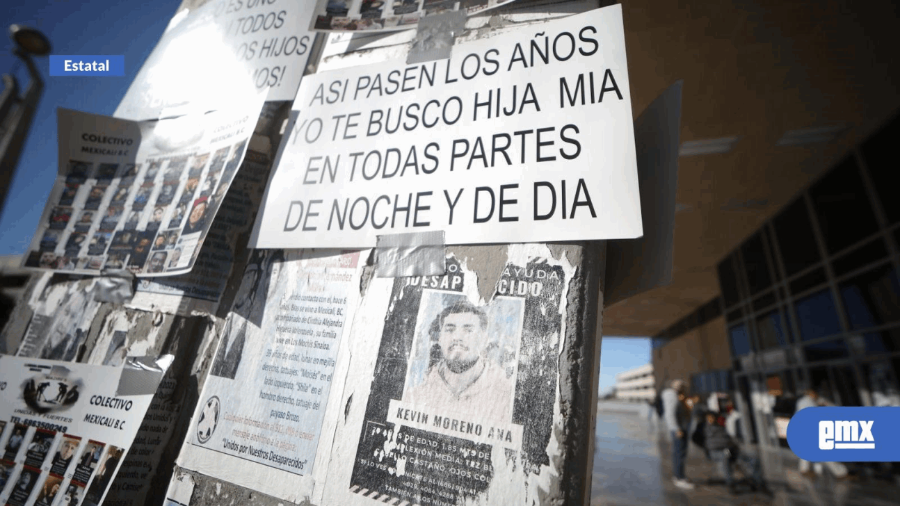 EMX-Madres-buscadoras-recuerdan-a-sus-desaparecidos-frente-al-edificio-del-Poder-Ejecutivo