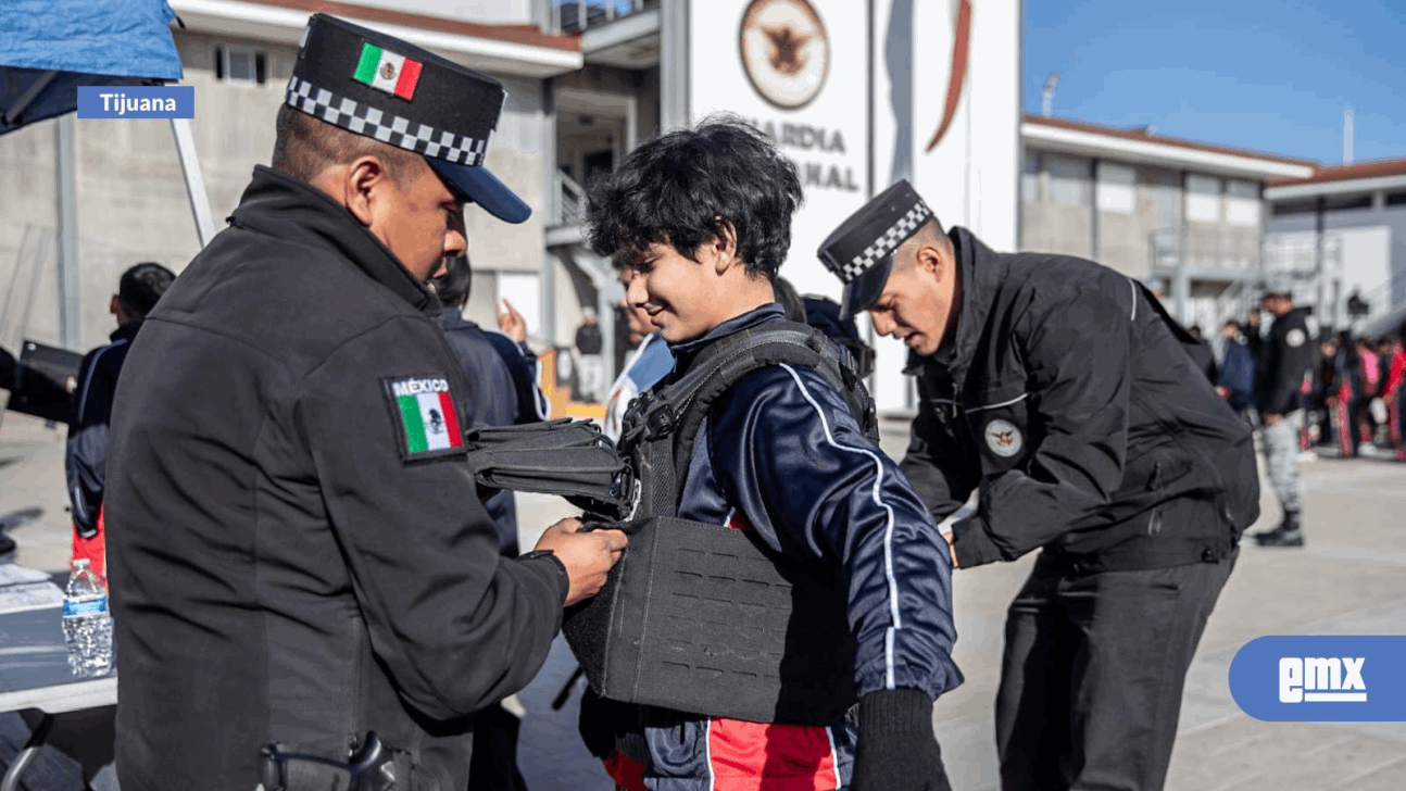 EMX-Guardia Nacional integra a sus actividades a niños y niñas de la primaria, Antonio Barbosa Heldt 