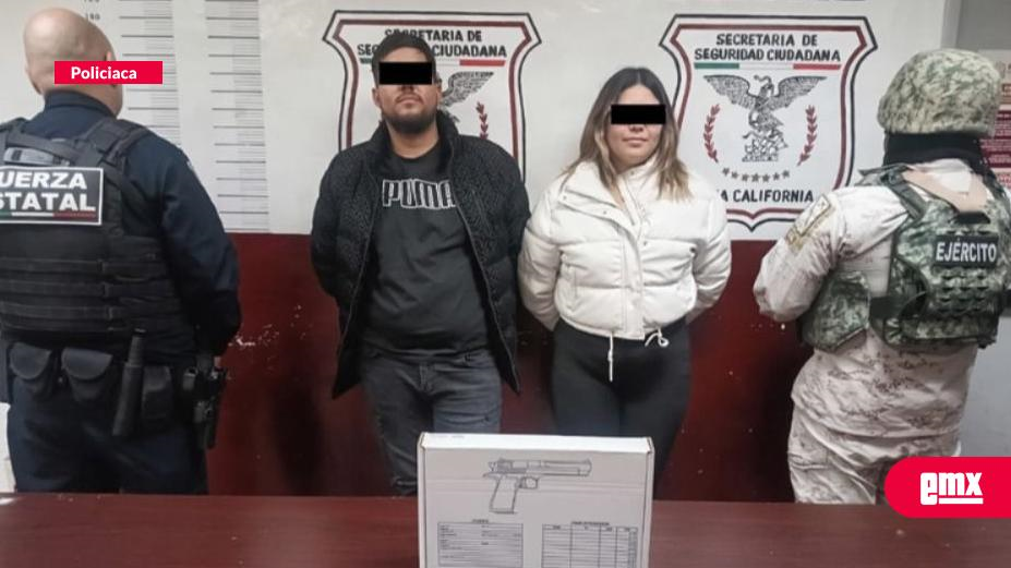 EMX-DETIENEN-FESC-Y-DEFENSA-A-UNA-PAREJA-EN-POSESIÓN-DE-UN-ARMA-DE-FUEGO