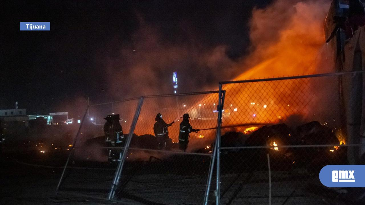 EMX-Se incendia tarimera en la colonia Salvatierra