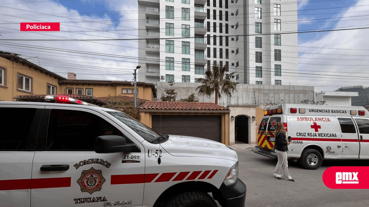 EMX-Trabajador-cae-del-piso-13-de-un-edificio