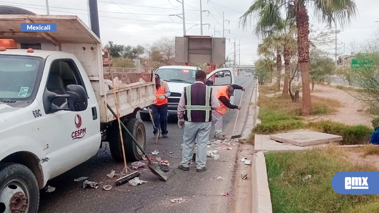 EMX-CESPM-REFUERZA-LIMPIEZA-DE-PLUVIALES-PARA-PREVENIR-AFECTACIONES-ANTE-LAS-POSIBLE-LLUVIAS-EN-MEXICALI