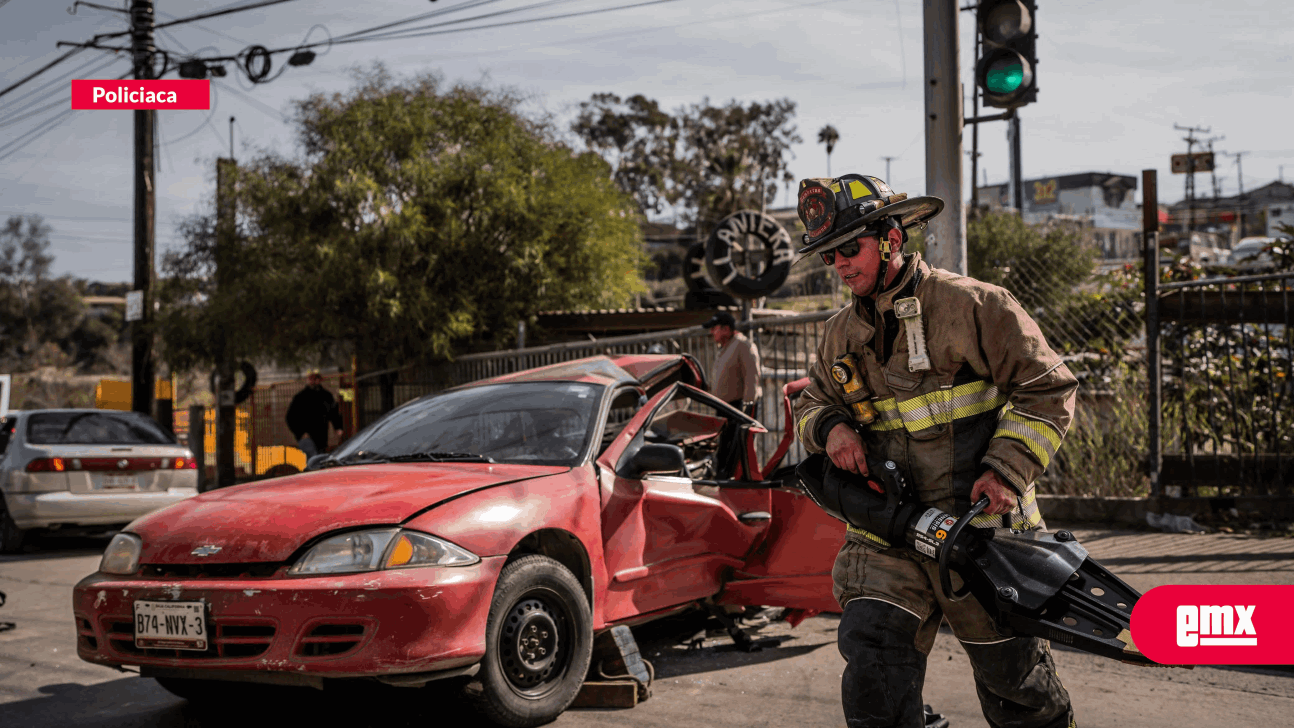 EMX-Mujer-queda-prensada-tras-accidente-de-tránsito