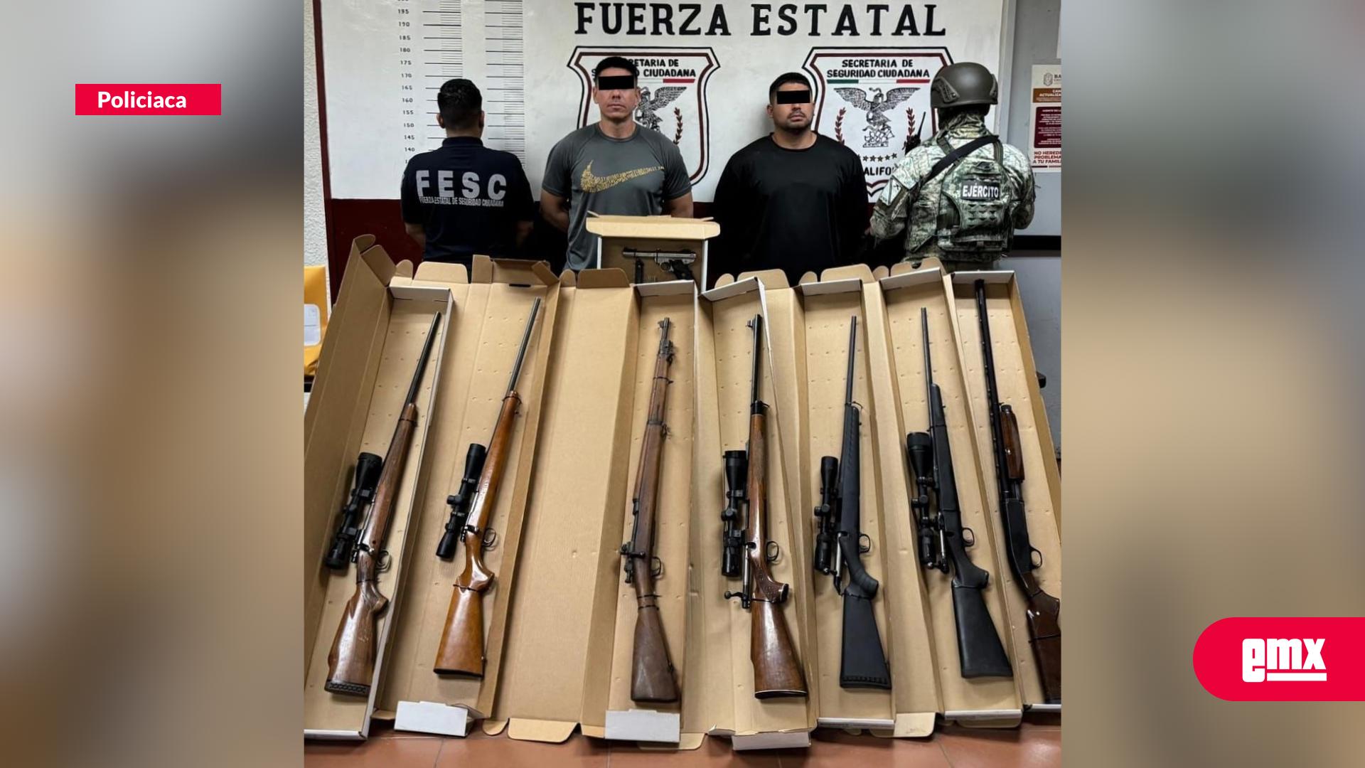 EMX-DETIENEN-A-DOS-HOMBRES-ARMADOS-EN-EL-VALLE-DE-MEXICALI