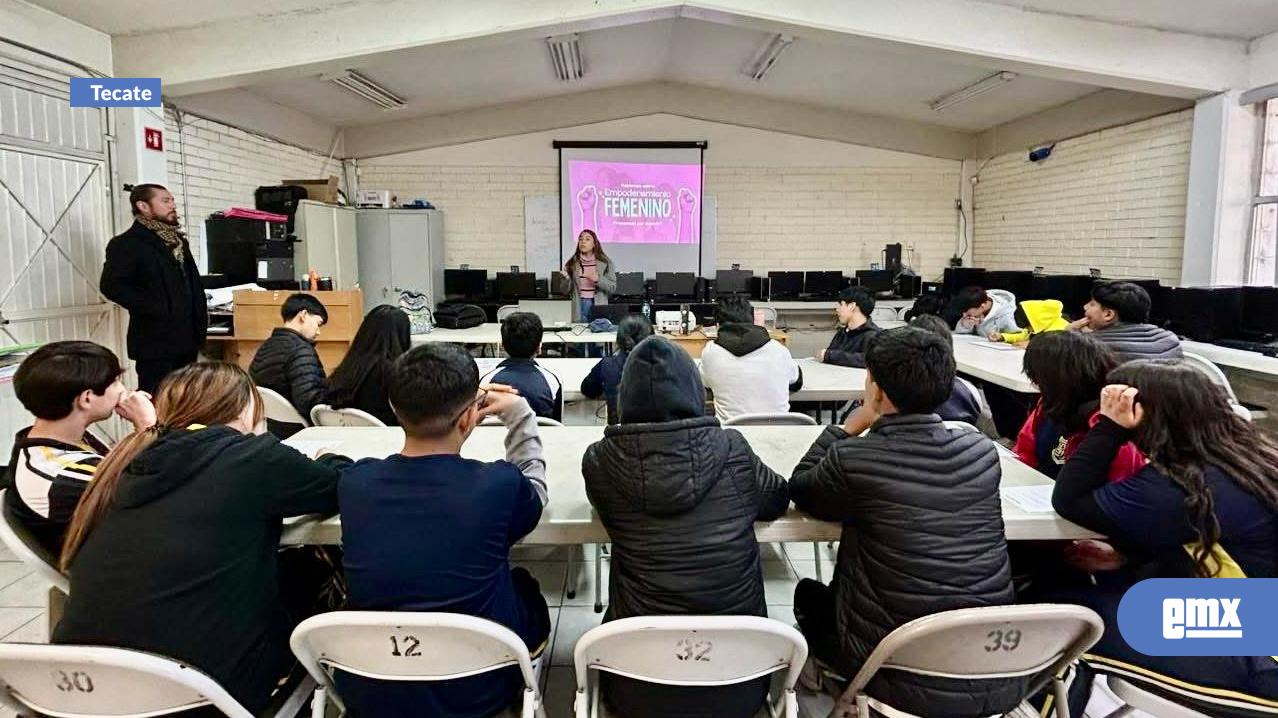 EMX-PROMUEVE-IMJUVET-EL-EMPODERAMIENTO-FEMENINO-EN-SECUNDARIAS-DE-TECATE