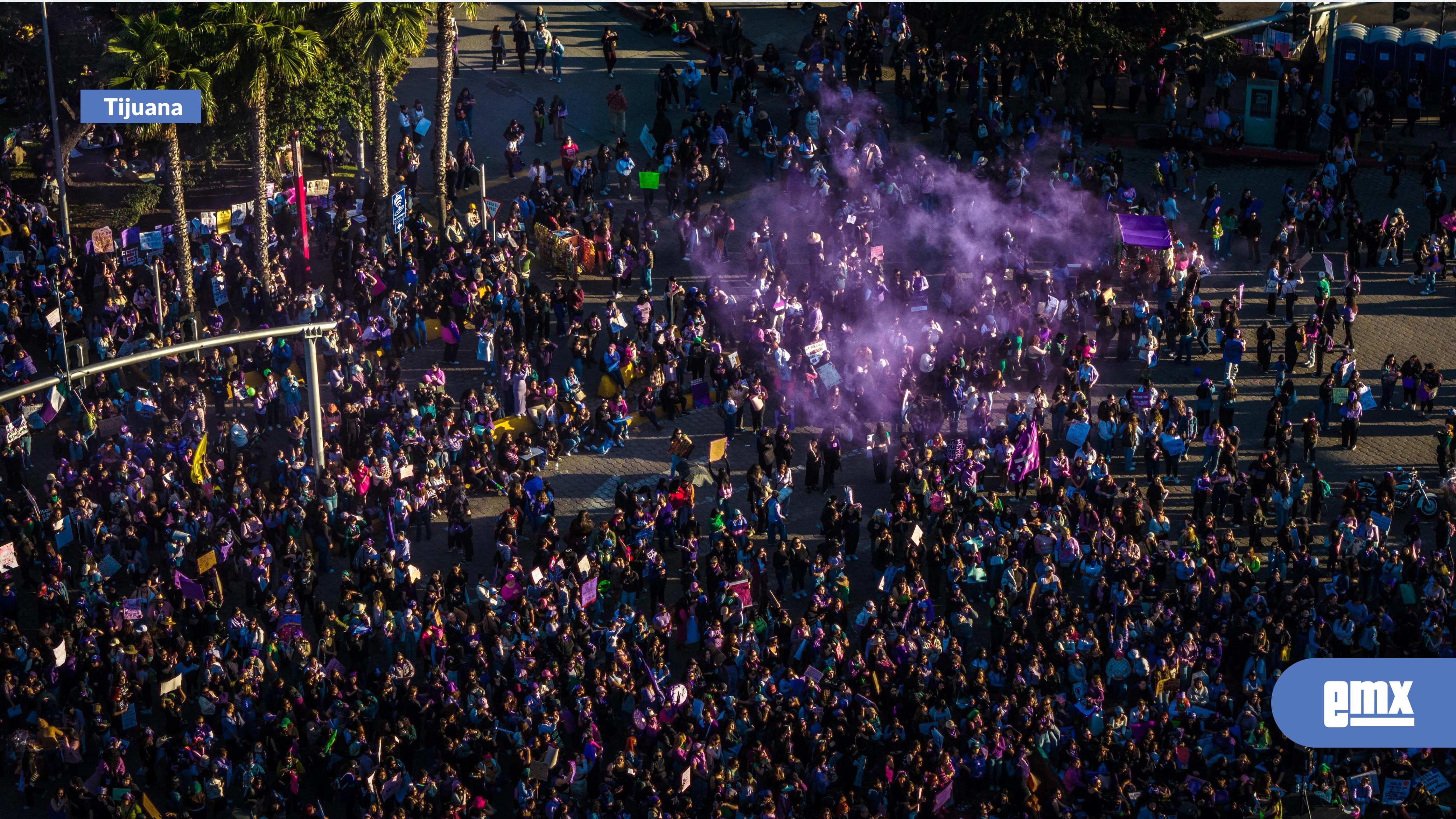 EMX-Miles-de-mujeres-marchan-el-8M-para-exigir-paz-y-seguridad-por-su-género